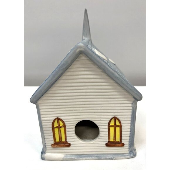Vintage Americana Porcelain Collectible Church With Snowy Roof, With Light - Picture 4 of 6